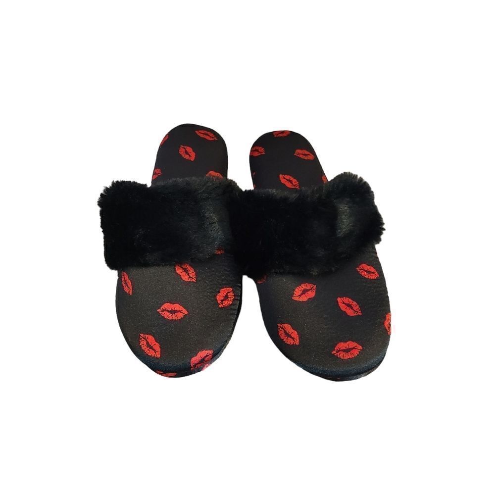 INC International Concepts Womens Faux-Fur-Trim Gift Bag Kissed Lips